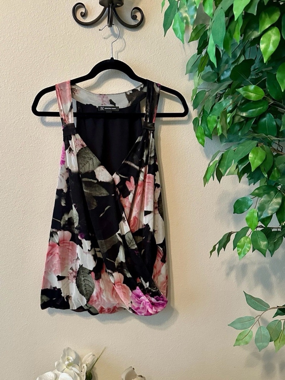 INC Women’s XL Floral Wrap V Neck Tank Top Blouse Sleeveless Cami Boho